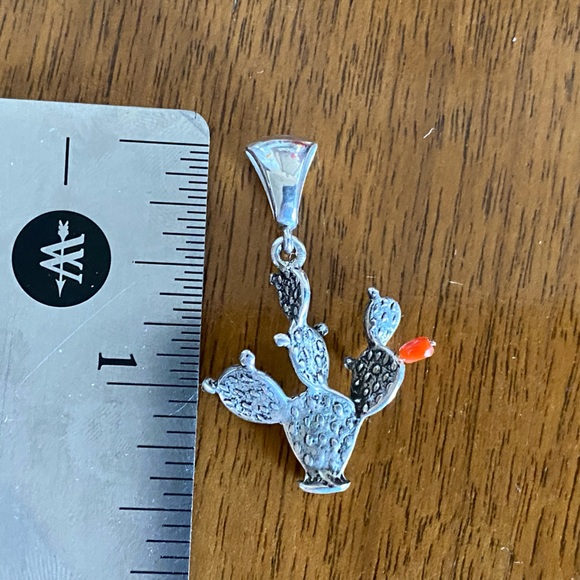 925 3D Sterling Silver Prickly Pear Cactus Pendant with Coral Bead Blossom - Picture 4 of 5